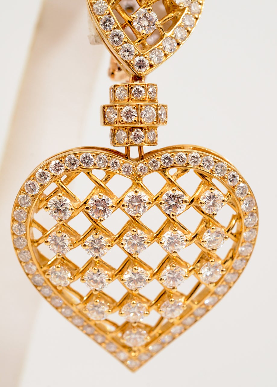 BOUCHERON, Gold, Diamond Earrings For Sale 3