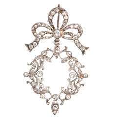 Garlands and Bows on a French Paste Pendant 7