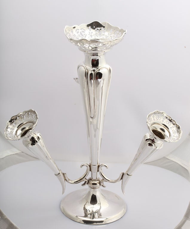 epergne vase