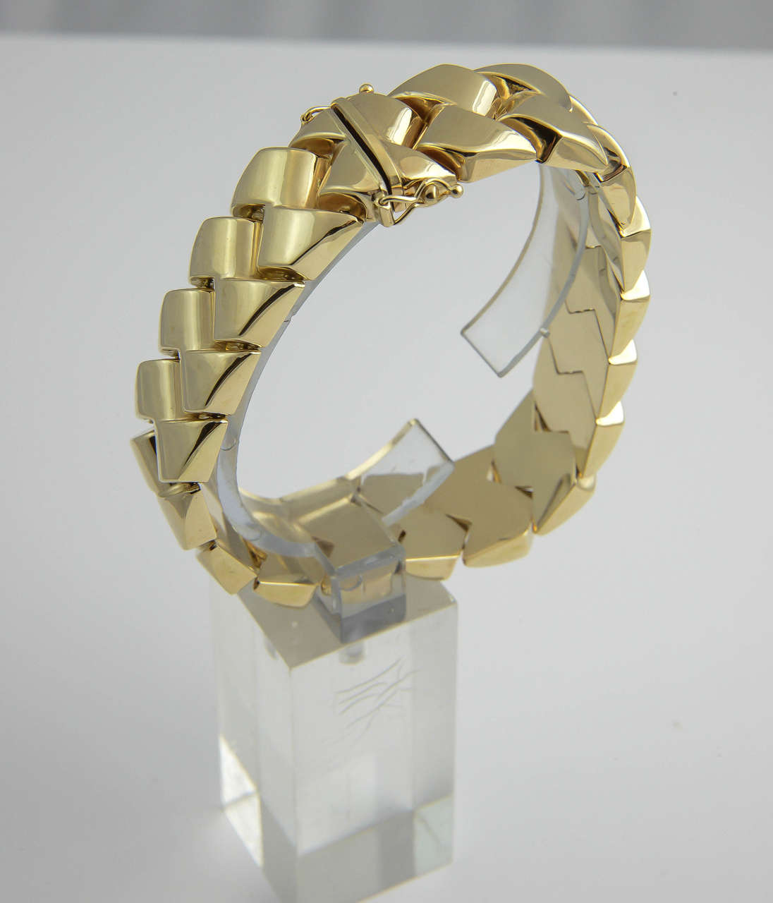 Women's 1970s Italian Braided Gold Bracelet