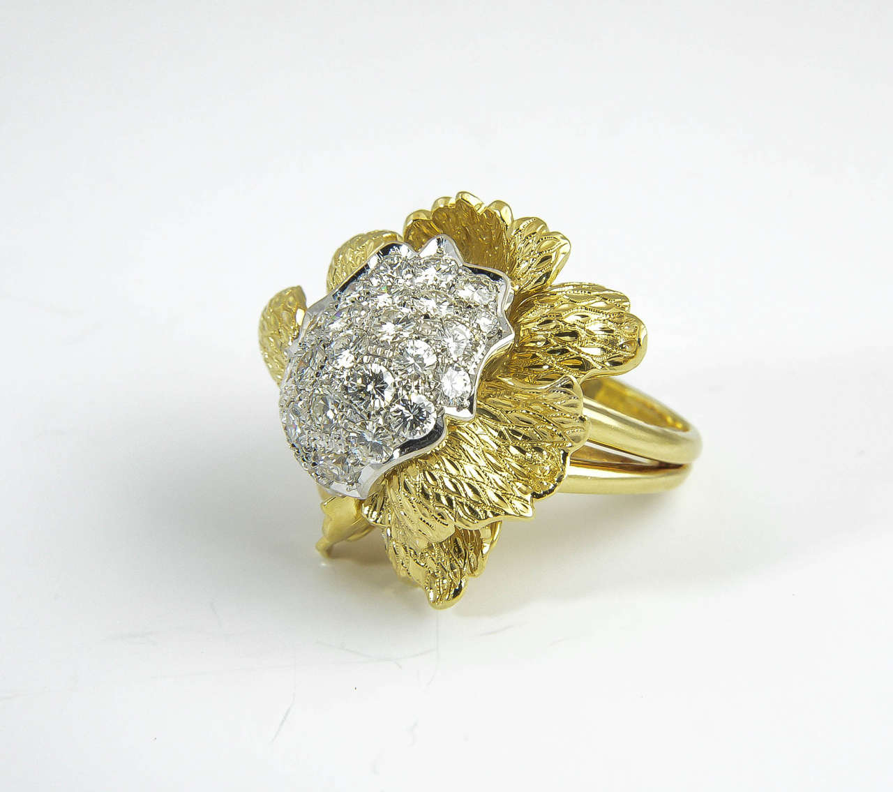 1960s Large Flower Diamond Gold Statement Ring For Sale 2