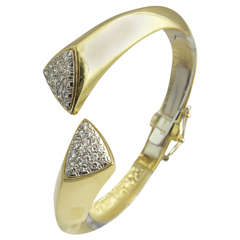 1970s Diamond Gold Bangle Bracelet 8