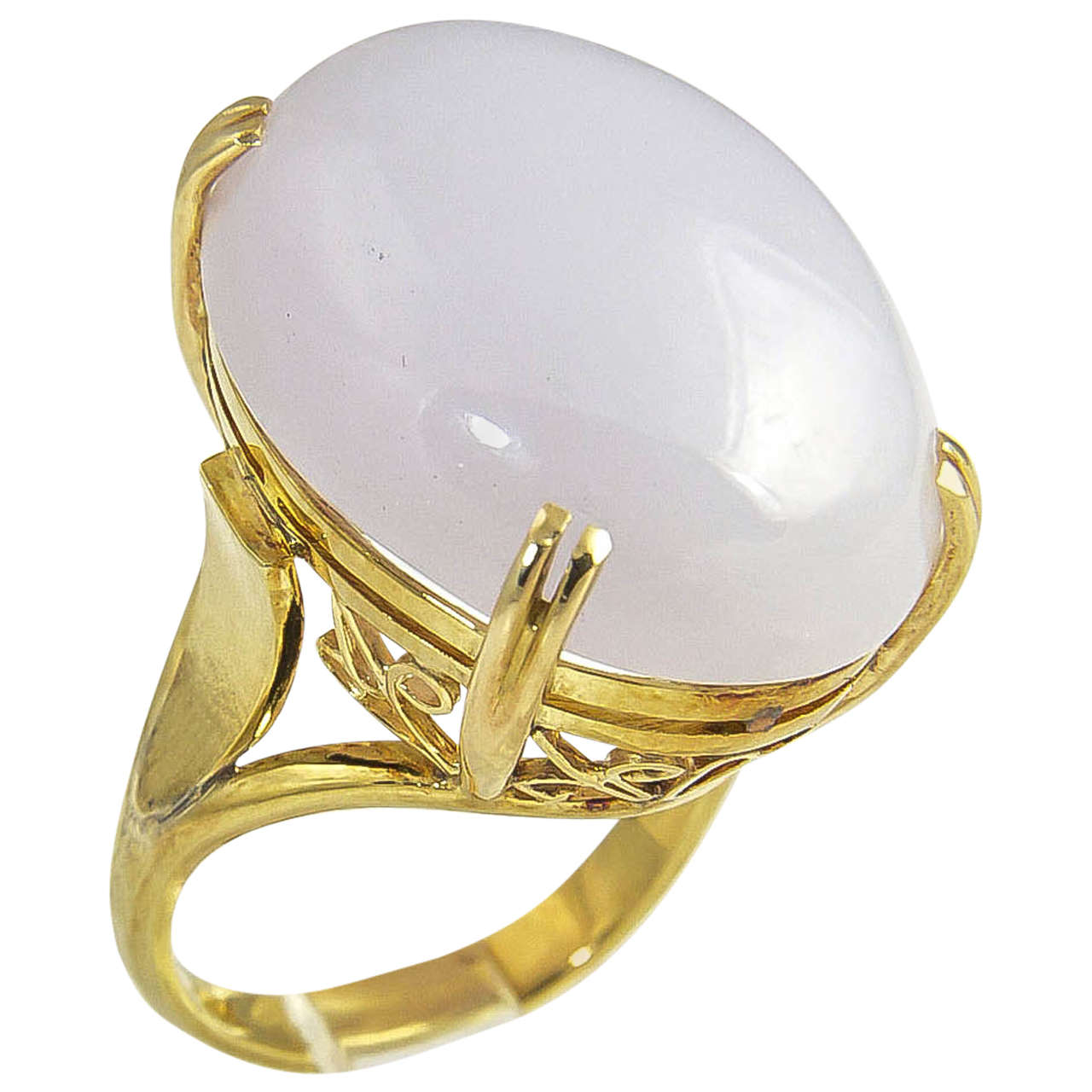 1970s Lavender Jade Yellow Gold Ring