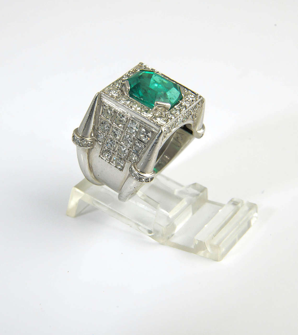 Late 20th Century Emerald Diamond Gold Ring 1