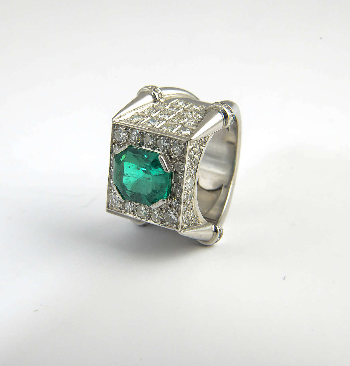Late 20th Century Emerald Diamond Gold Ring 5