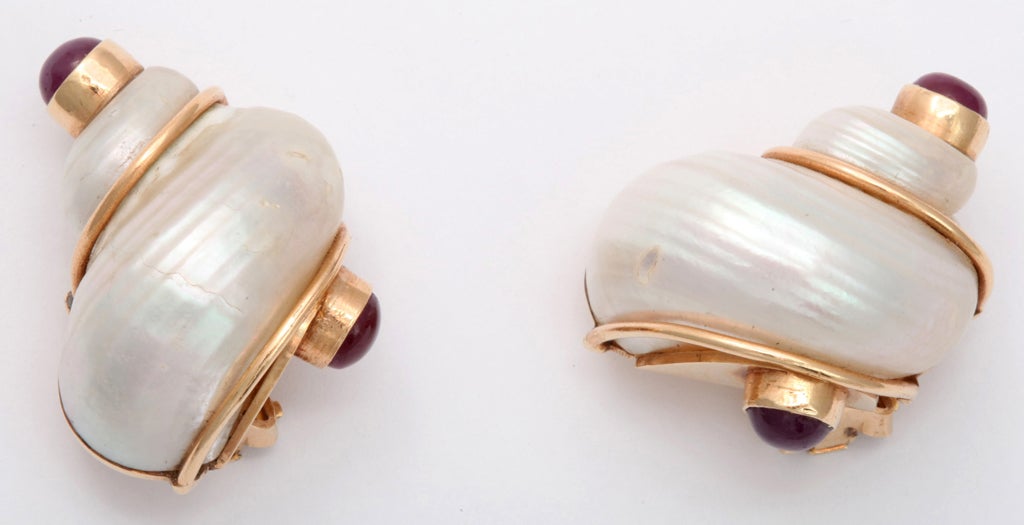 14k gold and cabochon ruby shell ear ear clips