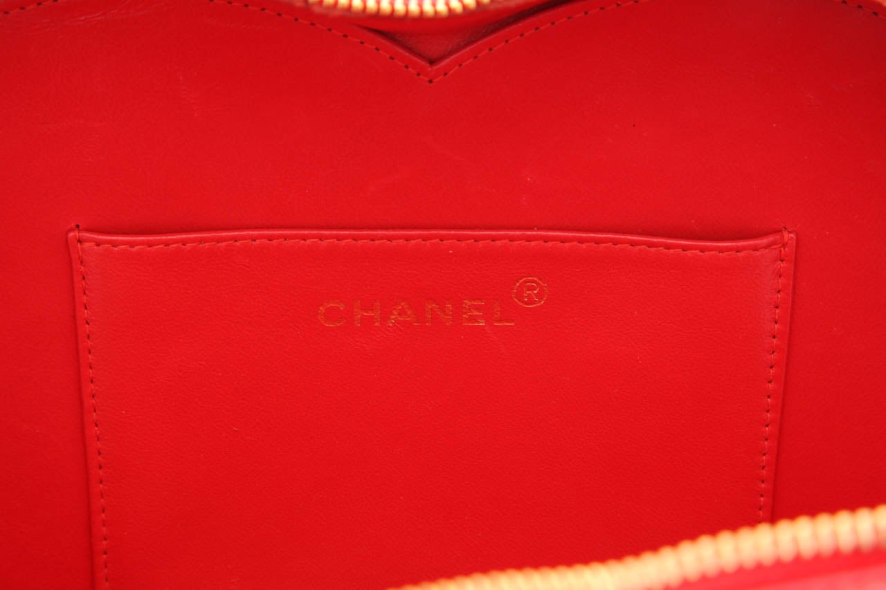 Chanel Very Rare Heart Motif Bag 3