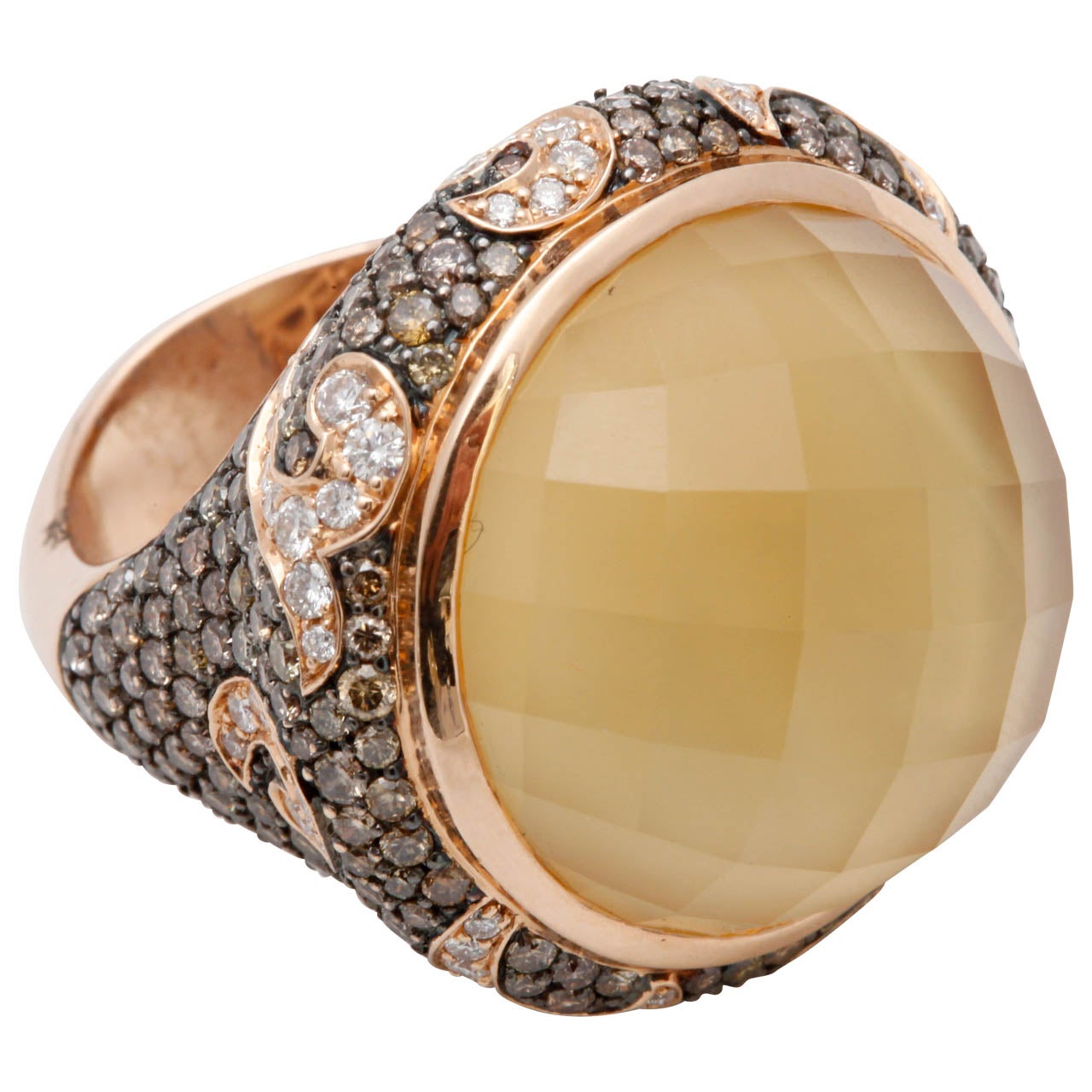 A diamond and citrine dress ring For Sale