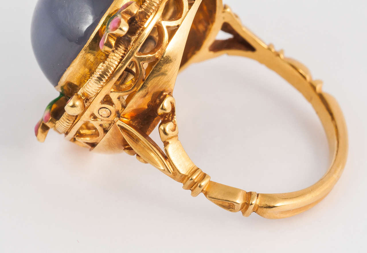 Women's Enamel Star Sapphire Gold Ring For Sale