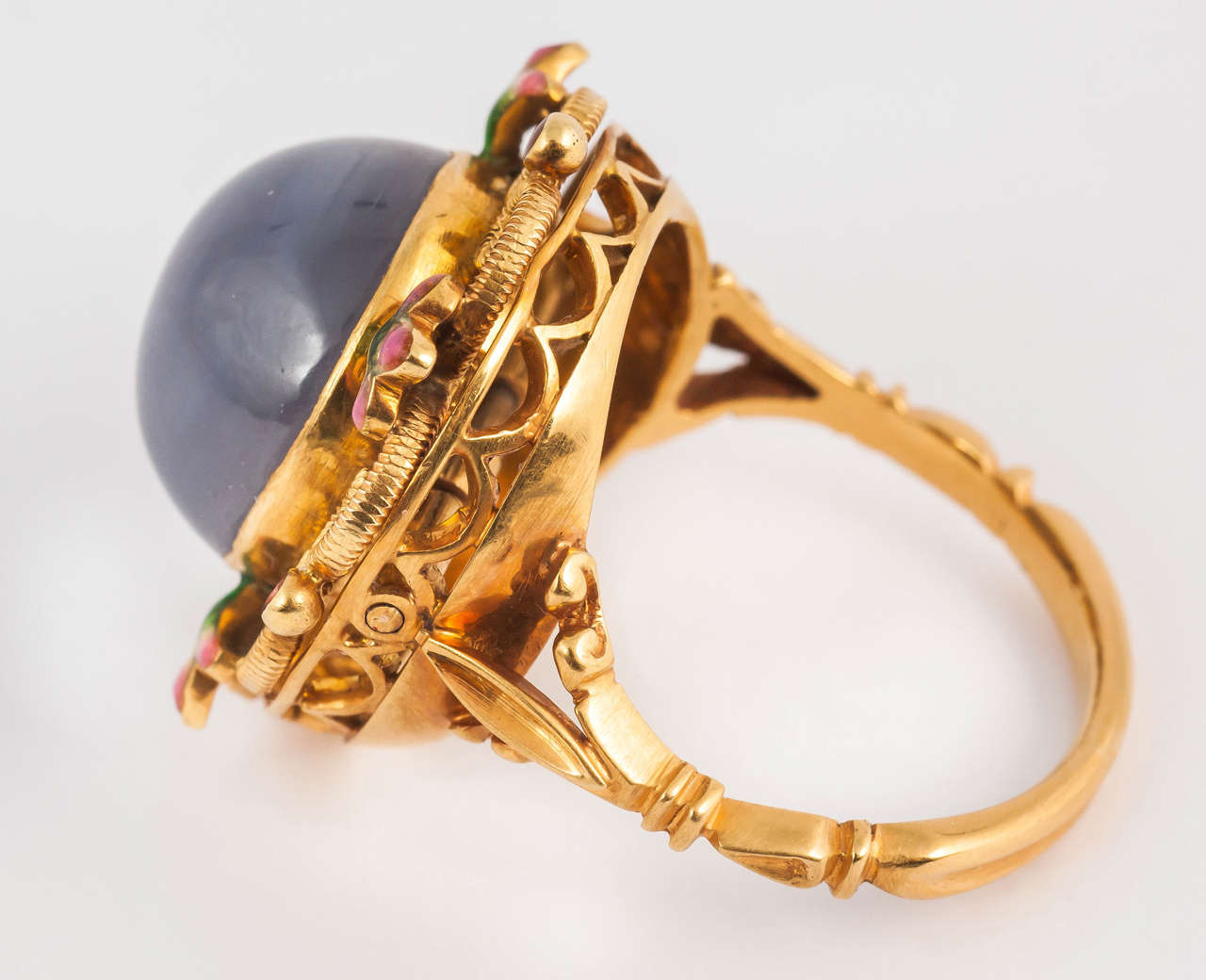 Enamel Star Sapphire Gold Ring For Sale 1
