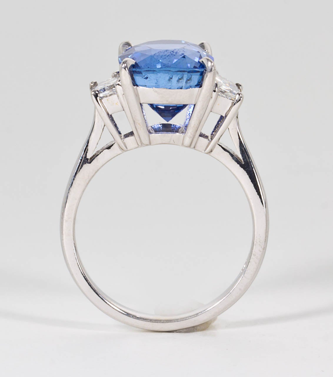 cushion cut sapphire ring