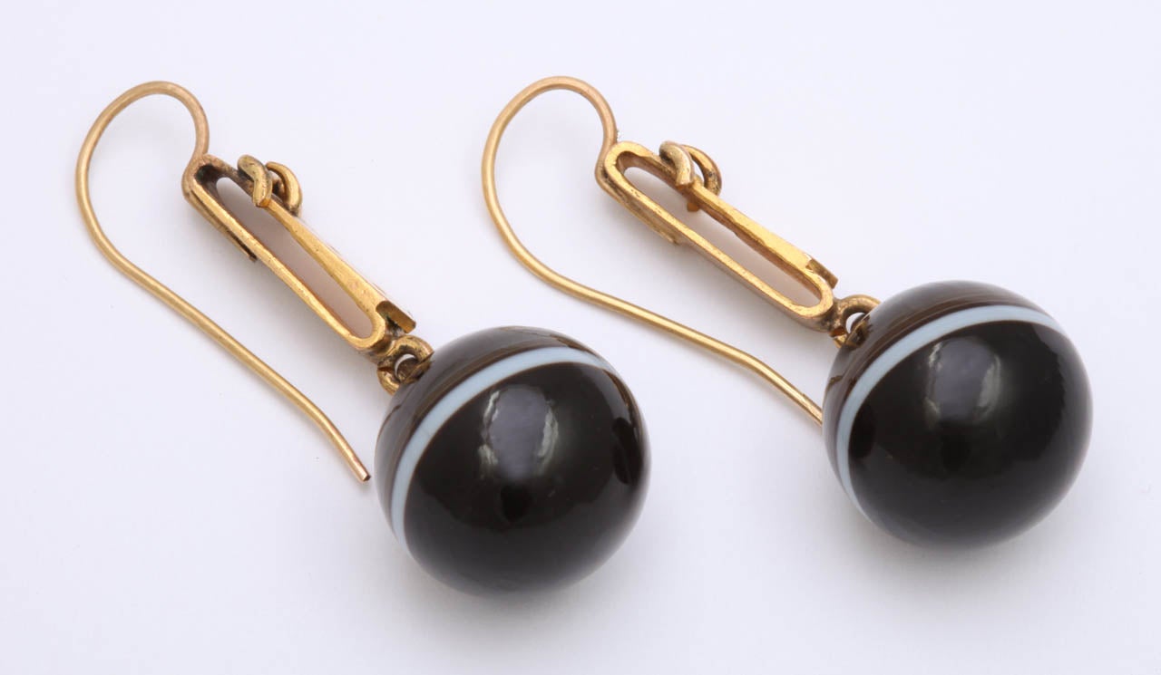Women's Whimsical and Wearable Victorian Banded Agate Earrings