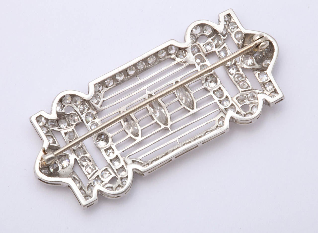 Antique Art Deco Diamond Brooch In Excellent Condition For Sale In Stamford, CT