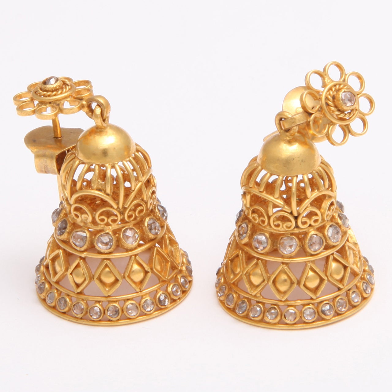 Diamond Gold Bell Earrings In Excellent Condition In Fifth Avenue, NY