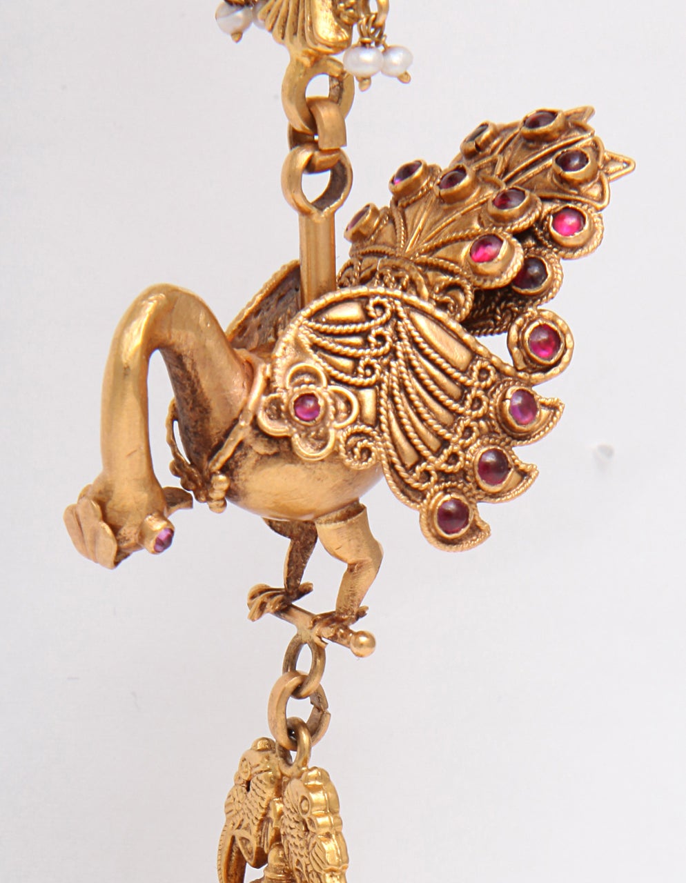 Ruby Gold Peacock Earrings In New Condition For Sale In Fifth Avenue, NY