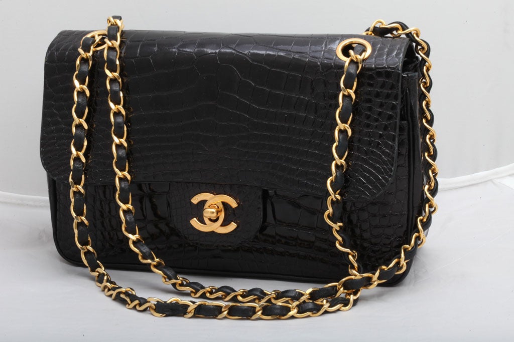 Chanel crocodile double flap classic 2.55 bag. Black/Gold.