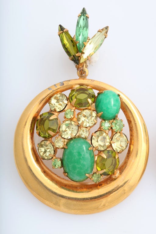 Grüner Strass und 