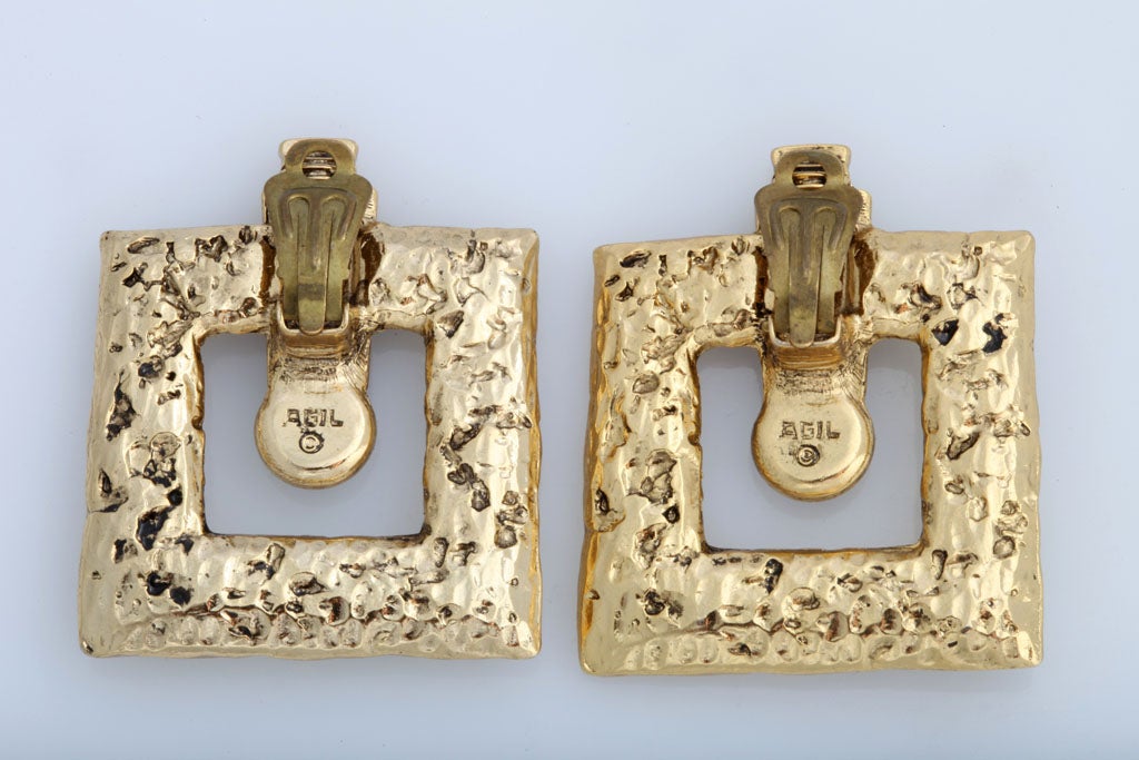 gold costume jewelry earrings