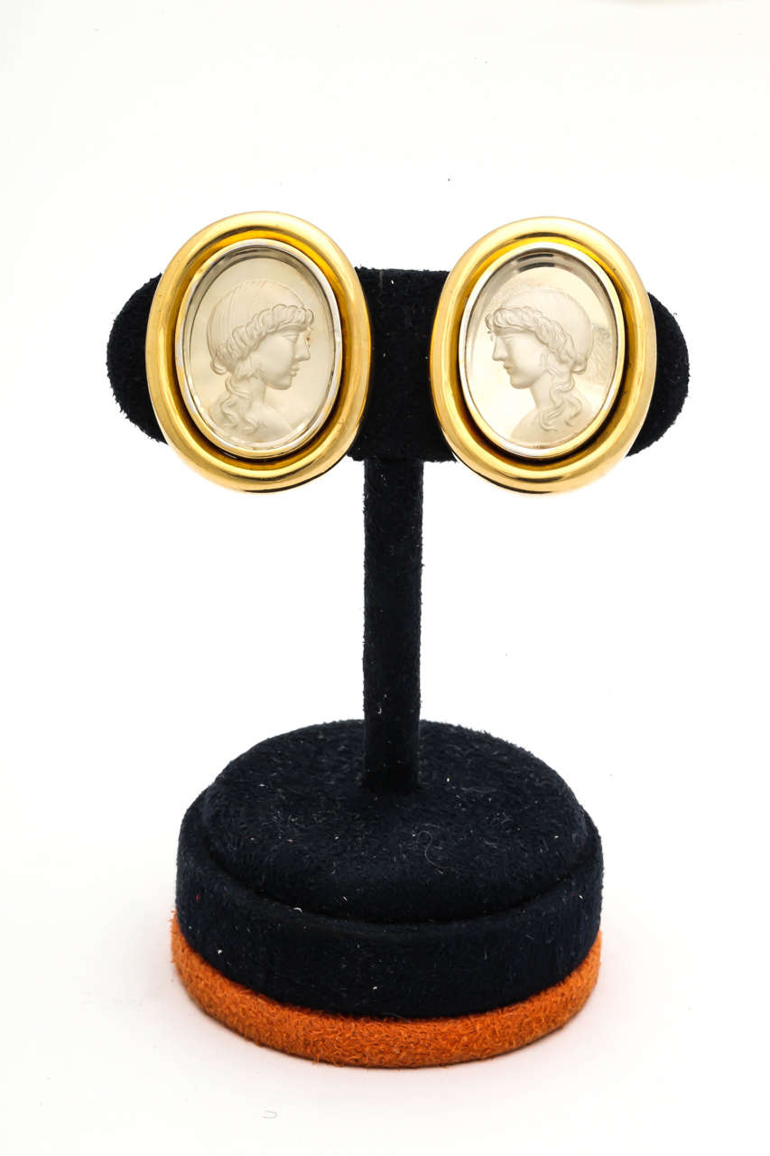 1980s Andrew Clunn Unusual Illusional Gold Bezel Set Cameo Earclips