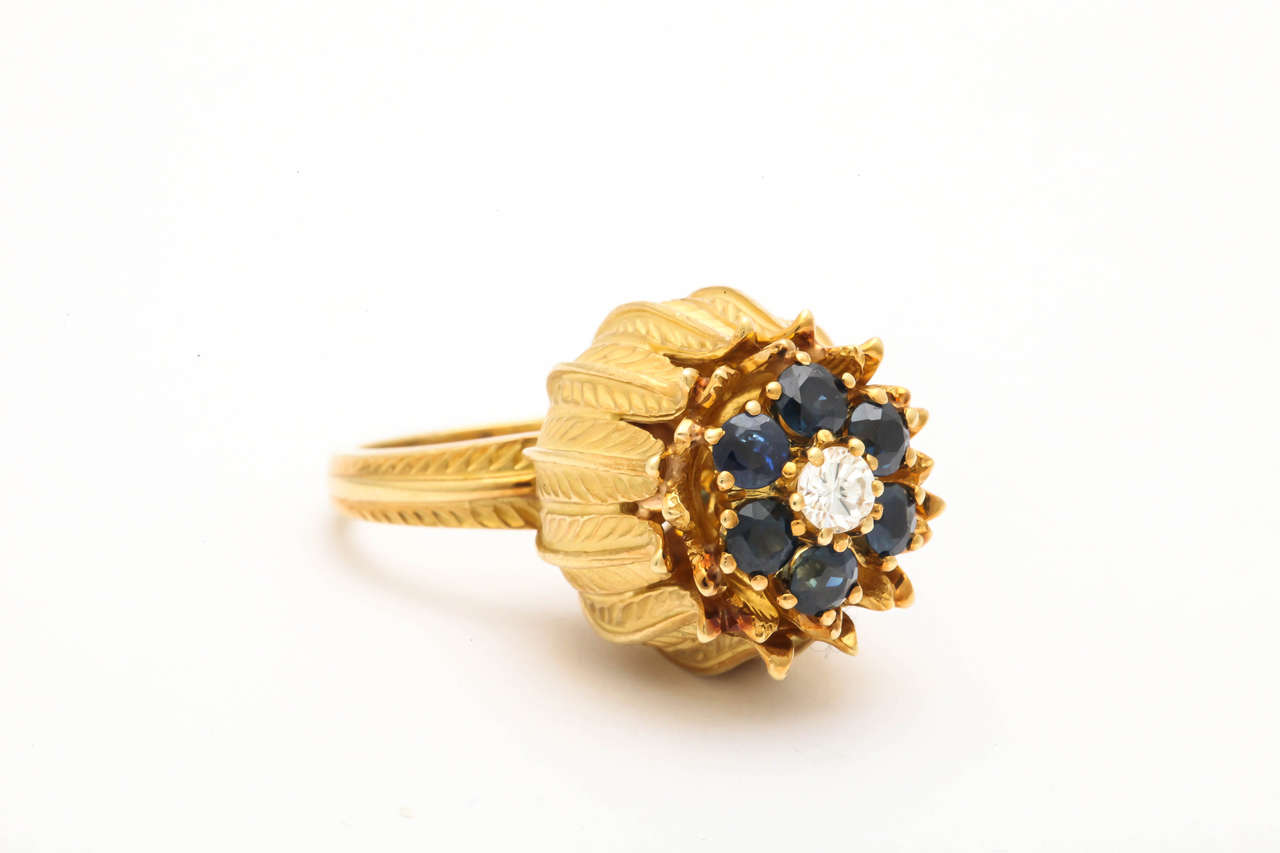 1950s Sapphire Diamond Gold Tulip Hand-Engraved Cocktail Ring In New Condition In New York, NY