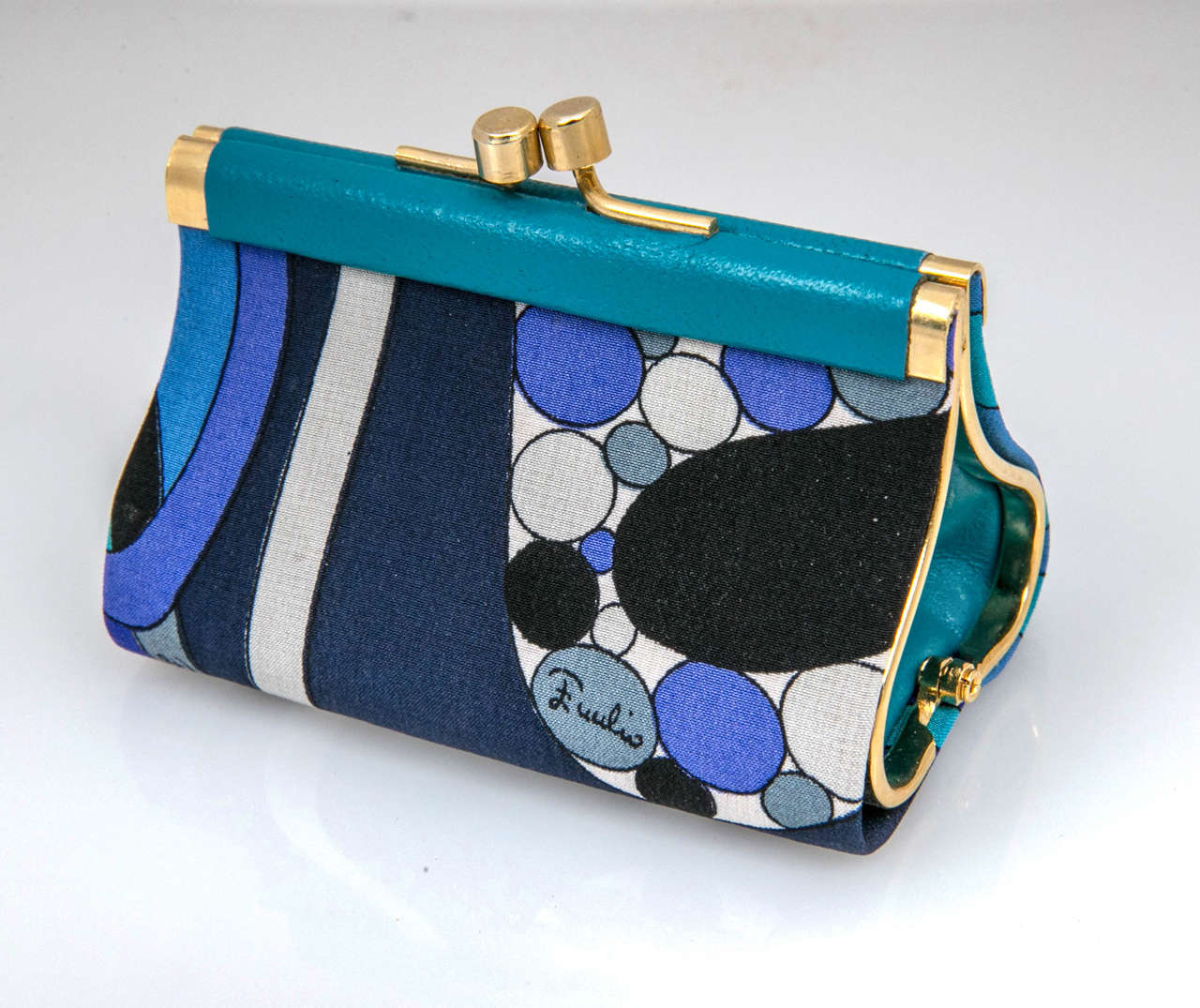 vintage pucci coin purse presented by funky finders In Excellent Condition In Stamford, CT