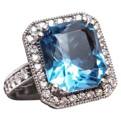 Beautiful Swiss Blue Topaz Diamond Gold Ring