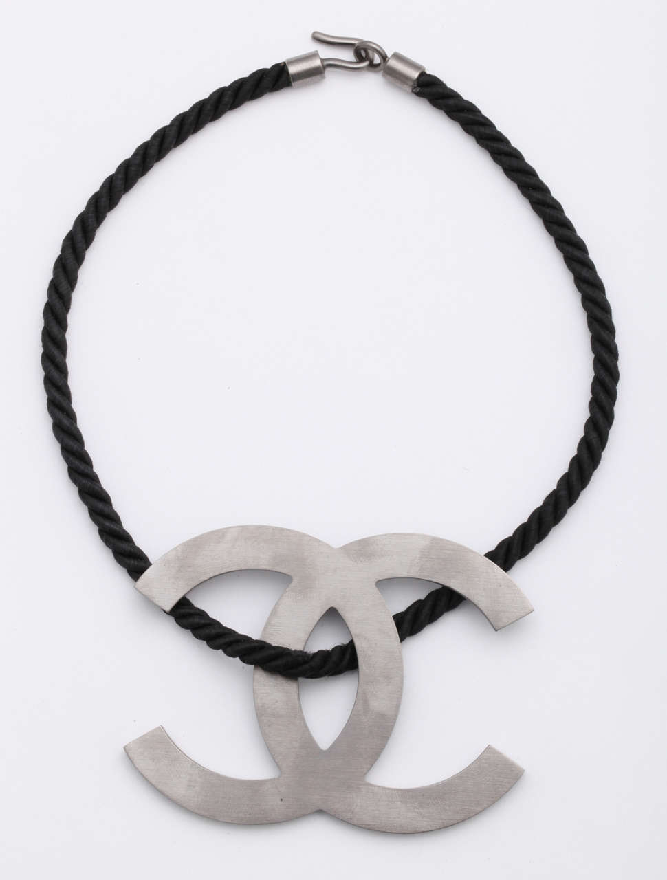 Very rare Chanel large croc embossed CC logo necklace. Silver and black.