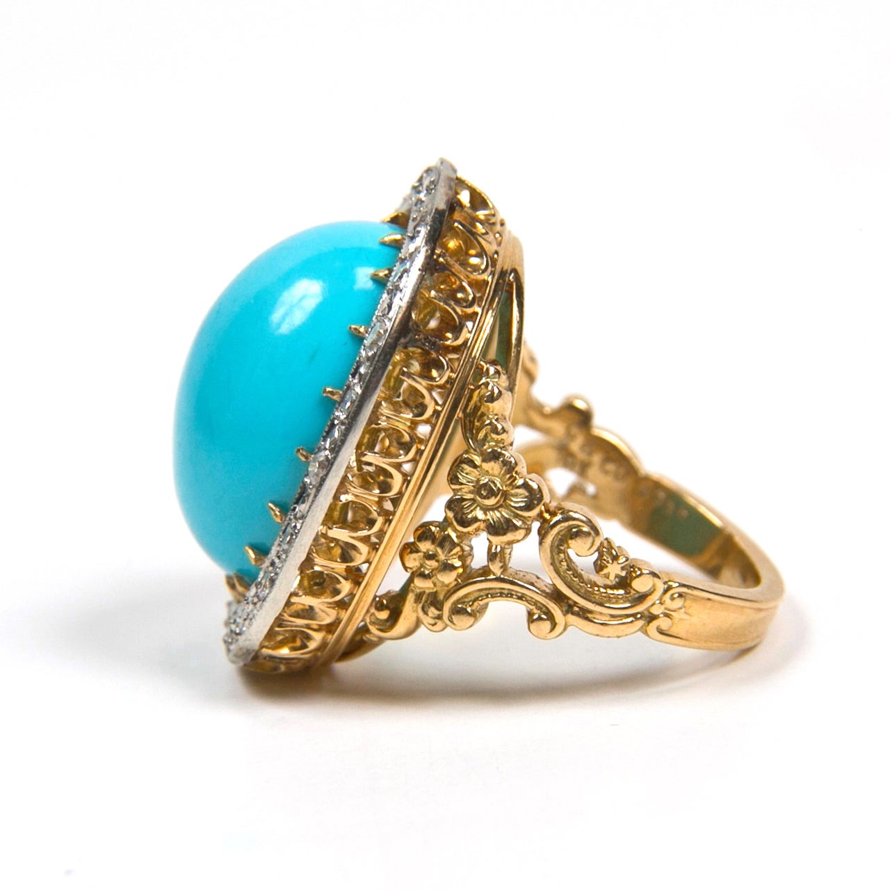 gold ring with stone