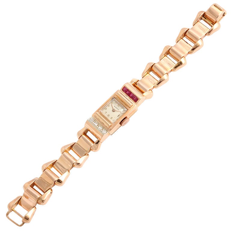 Marvin Montre-bracelet rétro en or rose avec diamants et rubis synthétique, pour femmes, années 1940 en vente