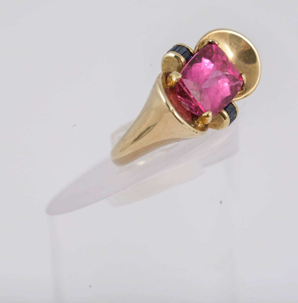 1940s Tourmaline sapphire gold Cocktail Ring For Sale 1