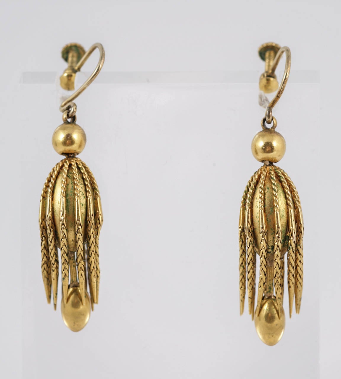 Victorian 3 dimensional tassel earrings in 15K Gold with screw fittings.