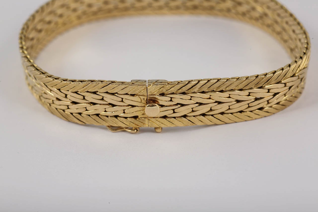 1960s Cartier Paris Woven Gold Bracelet In Excellent Condition For Sale In London, GB