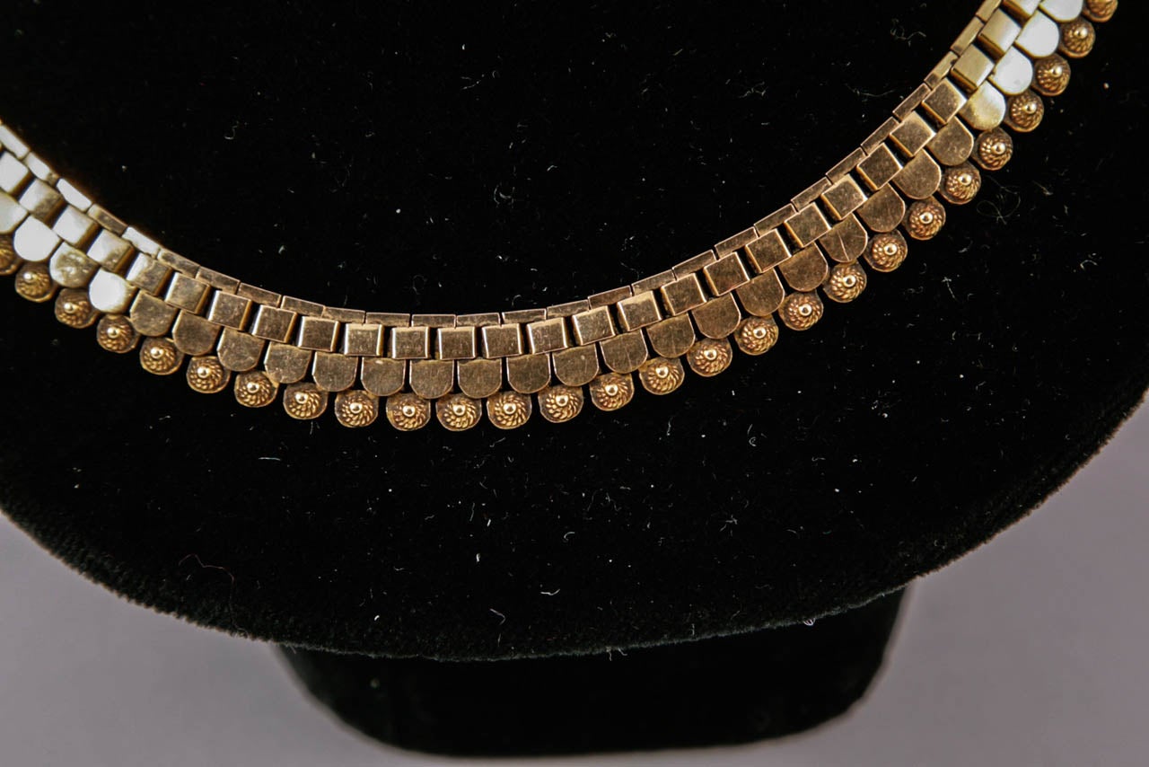 1940s Gold Collar In Excellent Condition For Sale In London, GB