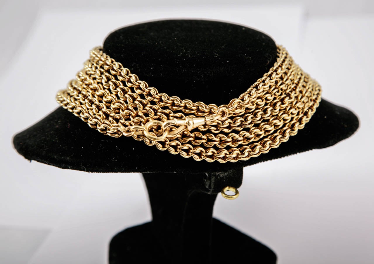 French Victorian Long Gold Muff Chain In Excellent Condition For Sale In London, GB