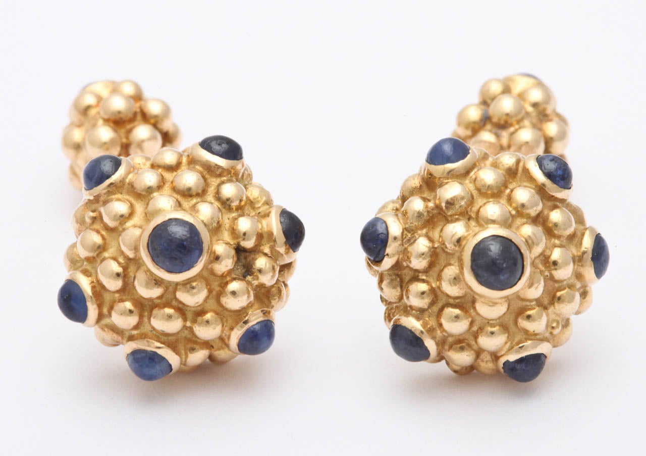 1960s Tiffany & Co. Cabochon Sapphire Gold Nugget Cufflinks 1