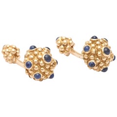 1960s Tiffany & Co. Cabochon Sapphire Gold Nugget Cufflinks