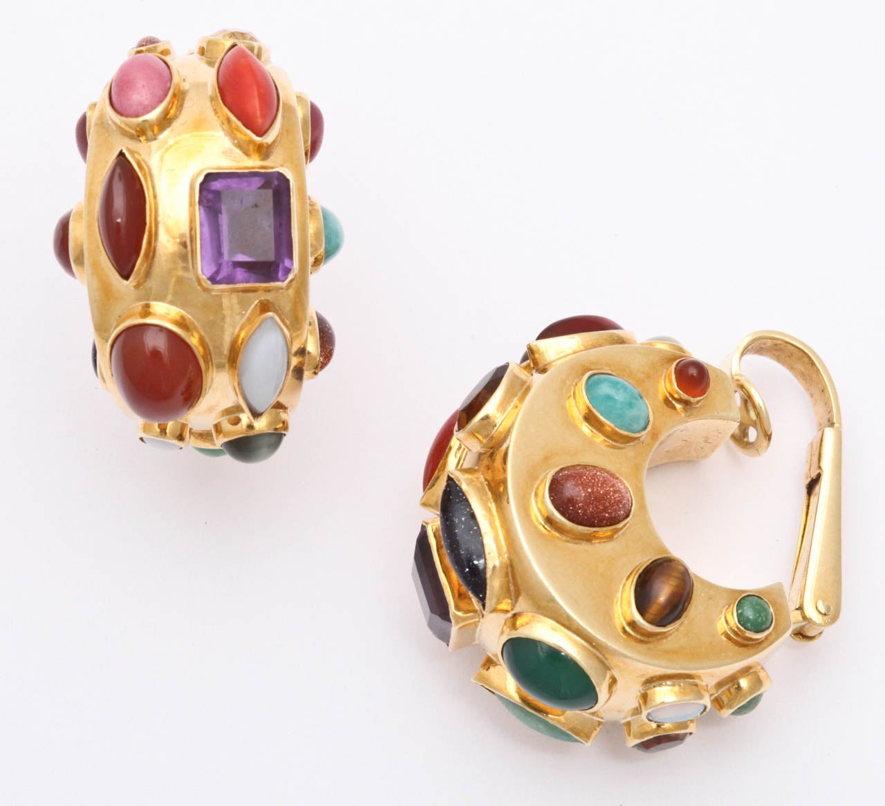 1950's SANZ Gold And Multi-Gem Bezel Set EarClips In Excellent Condition In New York, NY