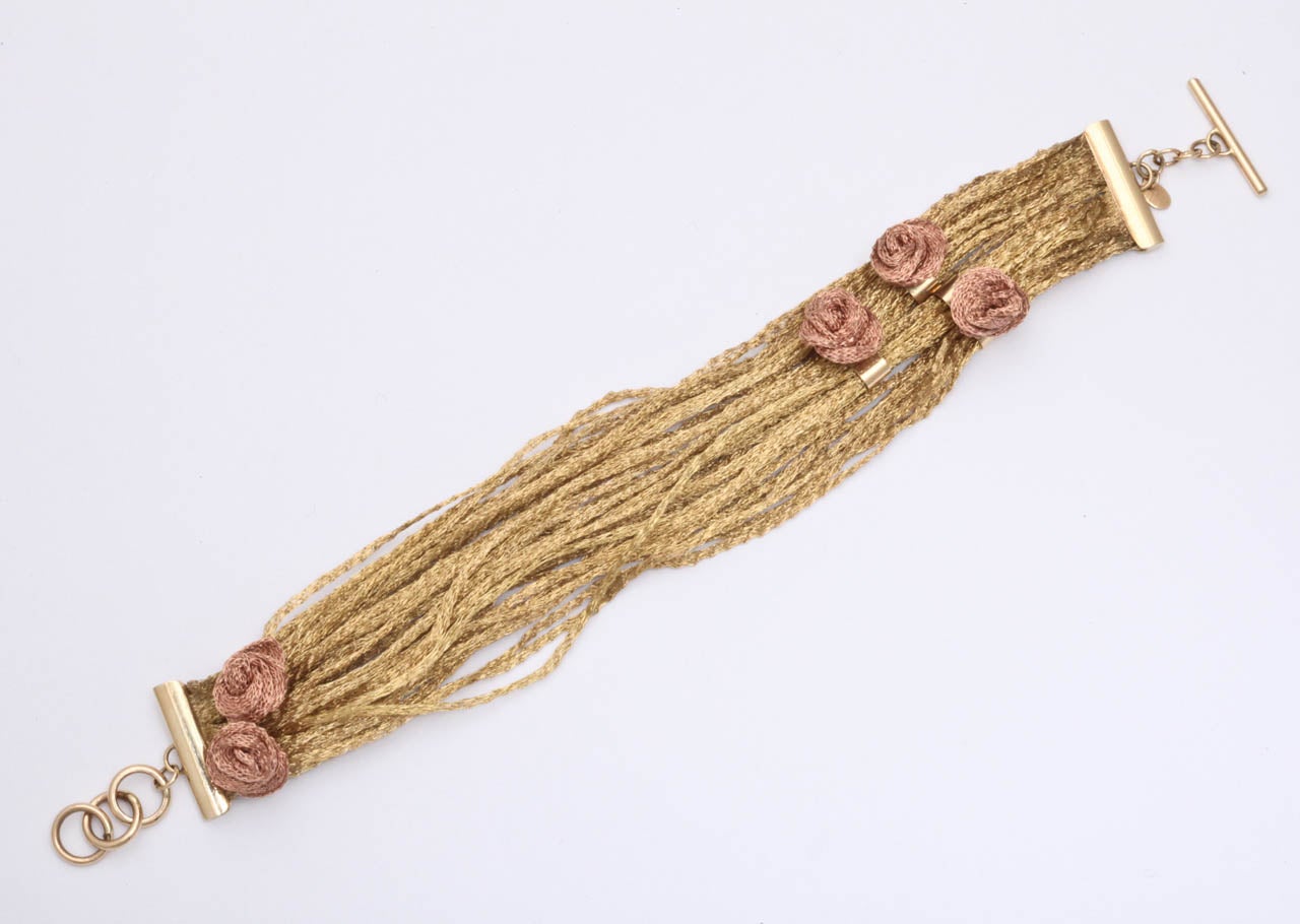 1960's Gold And Pink Gold delicate roses bracelet with toggle closure 3