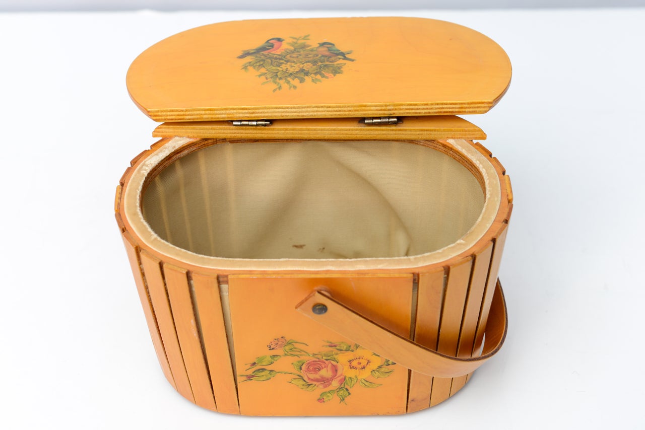 Vintage  Decoupaged Hand Basket For Sale 3