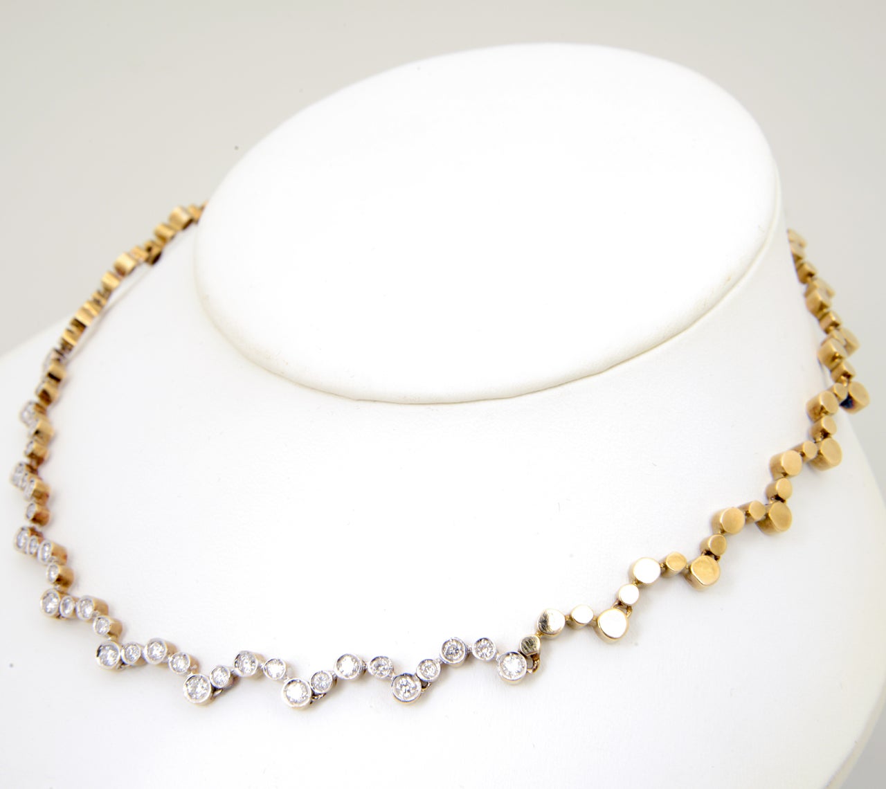 Women's 70's Diamond Geometric Bubble Gold Necklace