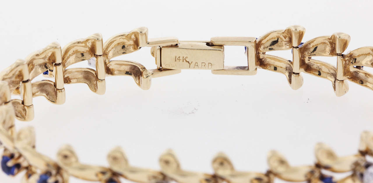 Raymond Yard Sapphire Diamond Gold Ribbon-Link Bracelet In Excellent Condition In New York, NY