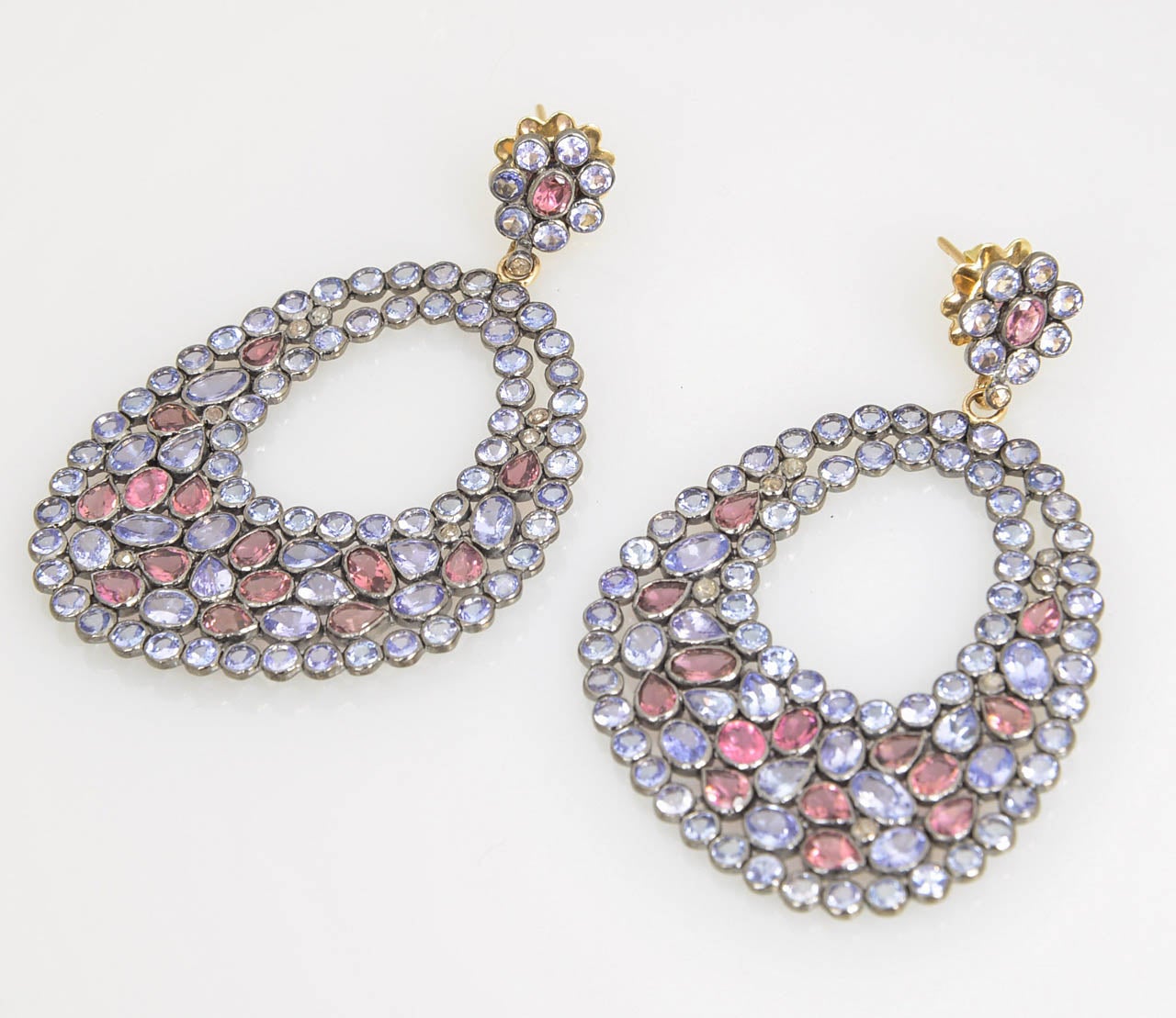 Modern Large Tanzanite and Pink Tourmaline Earrings In New Condition In Miami Beach, FL