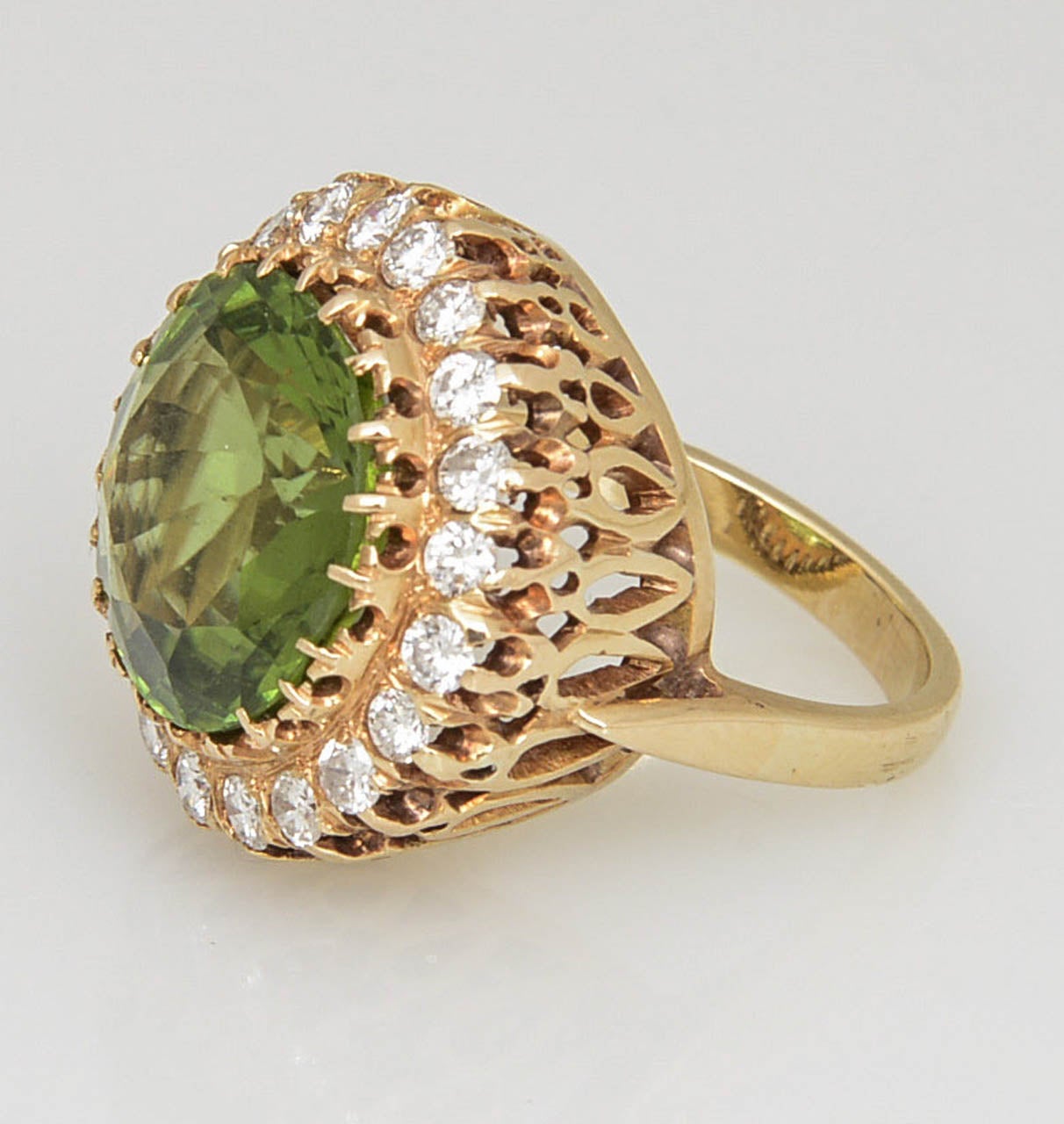 Round Cut Large Peridot Diamond Gold Cocktail Ring Over 15 Carat For Sale