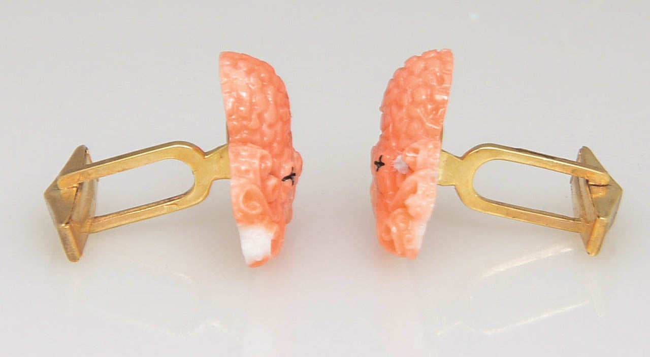 Carved Coral Octopus Cufflinks In Excellent Condition In Miami Beach, FL