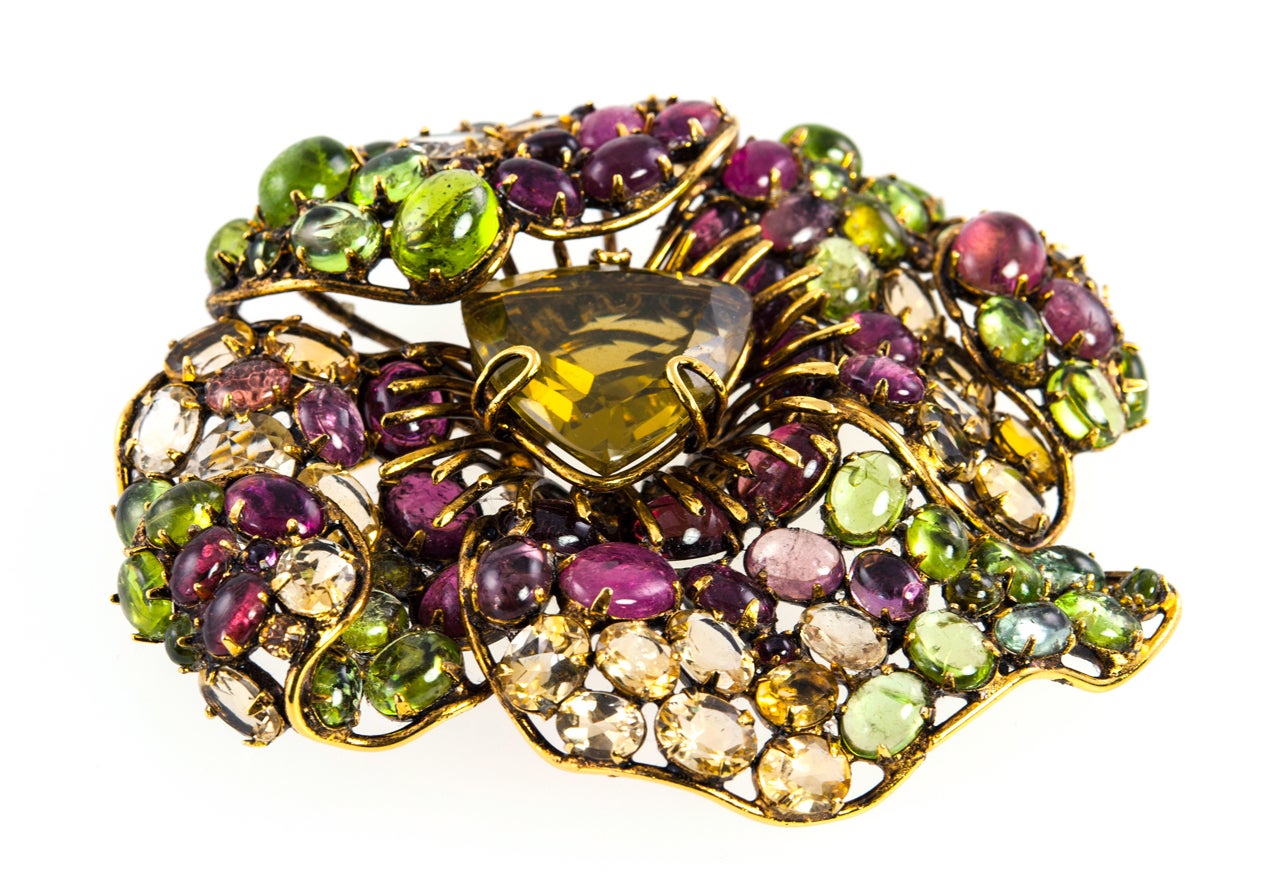 Iradj Moini Large Flower Brooch In Excellent Condition For Sale In Palm Desert, CA