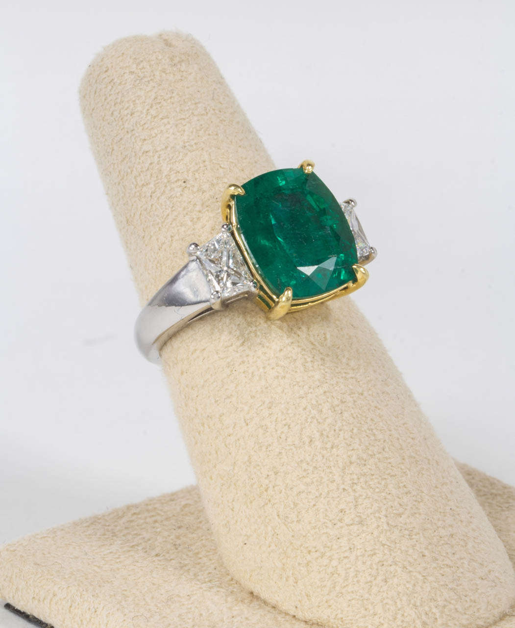Fine Cushion Cut Emerald and Diamond Ring 1