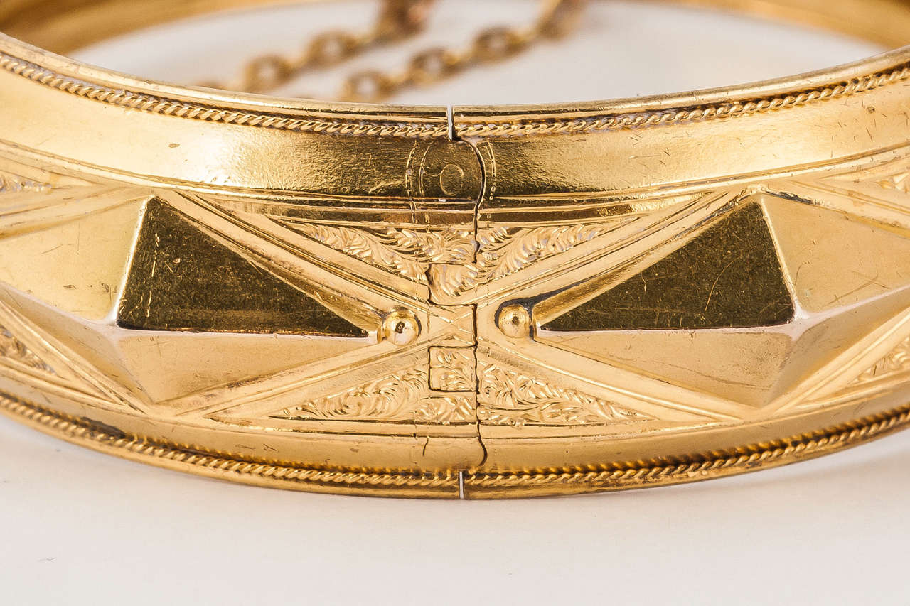 Victorian Gold Bangle Bracelet In Excellent Condition In London, GB