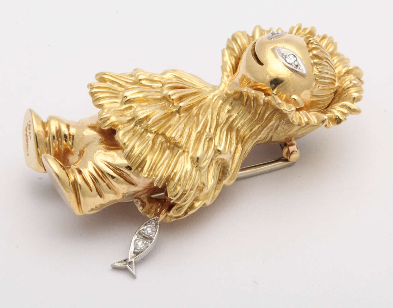 1950s Diamond Textured Gold Whimsical Eskimo Holding Fish Clip Brooch 1