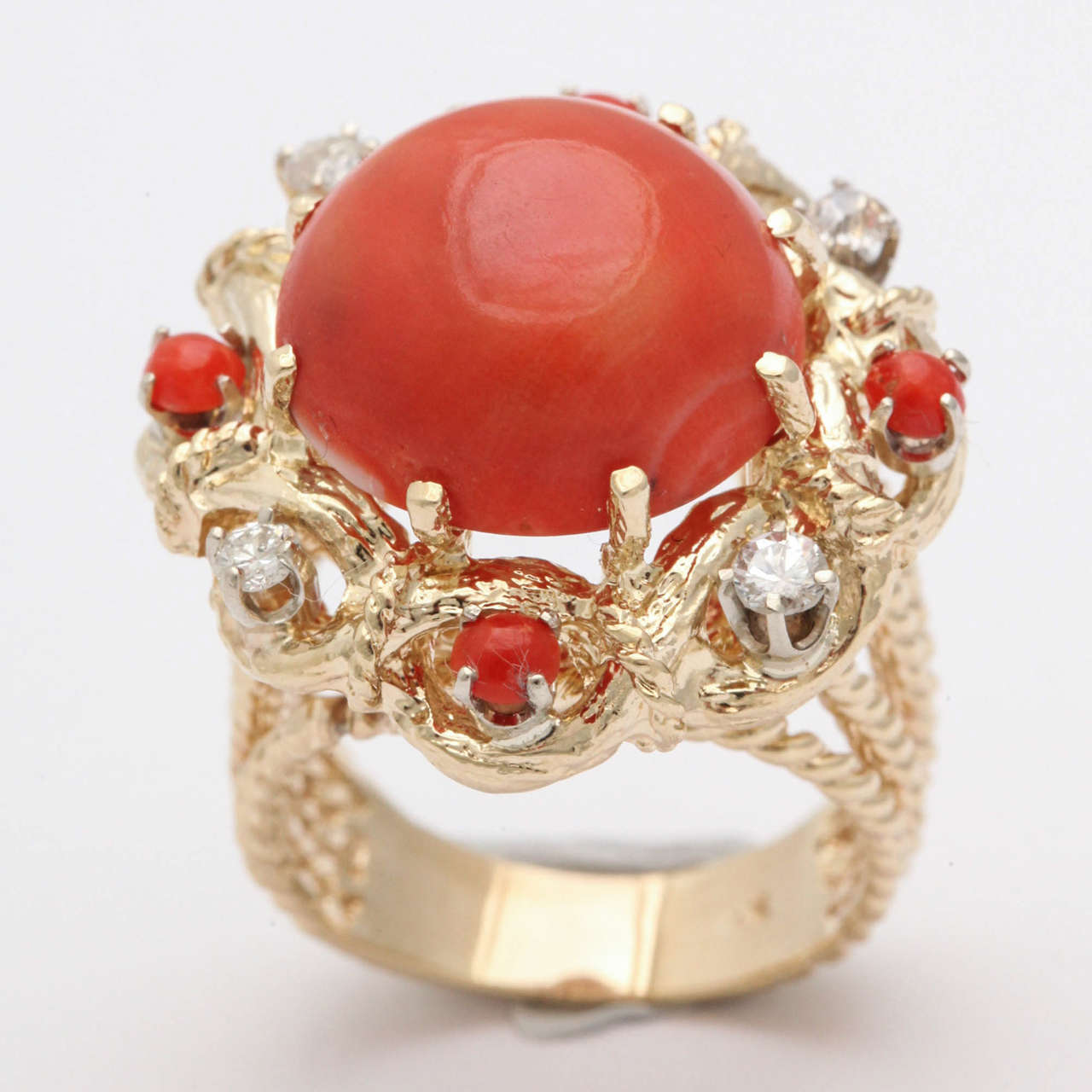 Coral Diamond Ring In Excellent Condition For Sale In New York, NY
