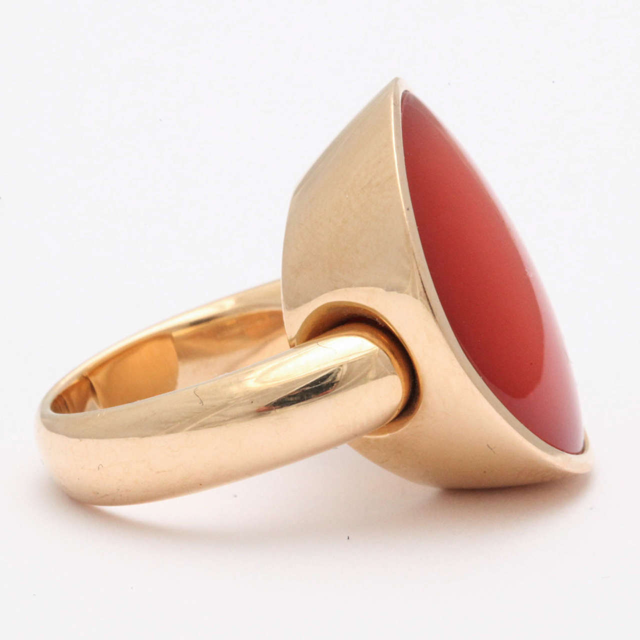 Vhernier Carnelian Gold Ring In Excellent Condition In New York, NY